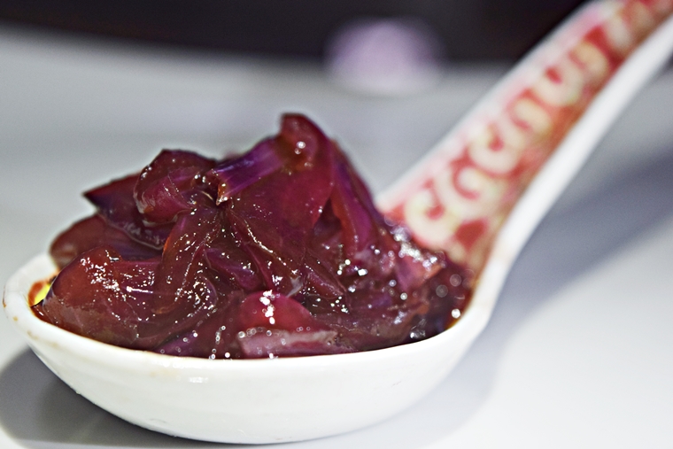 cebola-roxa-caramelizada